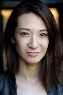 Amelia Chen como: Zhou