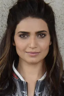 Karishma Tanna como: Yukti