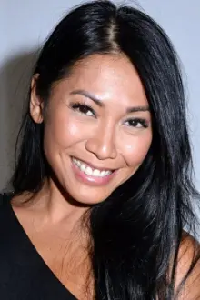 Anggun como: Judge