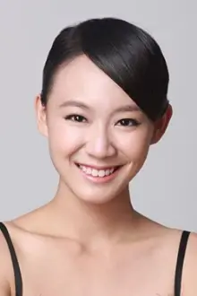 Julie Tan como: Chen Huixin
