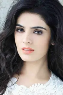 Siddhika Sharma como: 