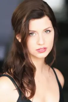 Corrin Evans como: Katie Carpenter