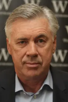 Carlo Ancelotti como: Ele mesmo