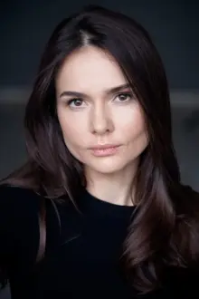 Олена Лавренюк como: Alyona