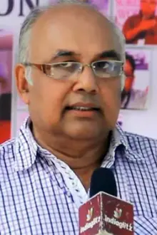 P Sreekumar como: Shivaraman Nair