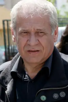 Spyros Ioannou como: Giorgos Mavridis