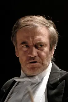 Valery Gergiev como: Conductor