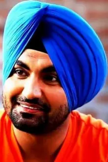 Ravinder Grewal como: Rajvir