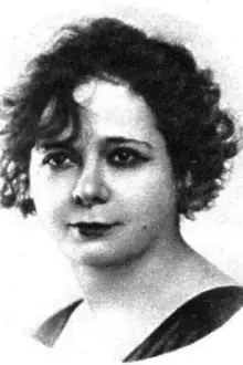 Amalia Sánchez Ariño como: Isabel Mendoza