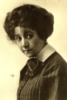 Mabel Trunnelle como: Mrs. Constance Deering