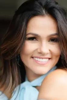 Suzana Alves como: Laila Paddan