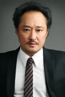Kim Jung-pal como: Detective Im