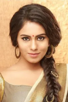 Deepa Sannidhi como: 