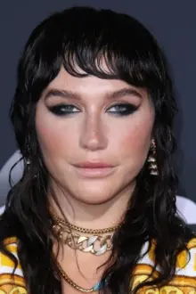 Kesha como: 