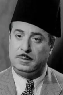 Hussein Reyaad como: Mamdouh's Father