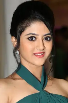 Shriya Sharma como: Sanjana