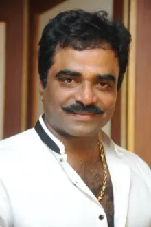 Rockline Venkatesh como: Feroz