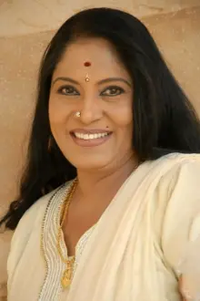 Padma Vasanthi como: Renuka