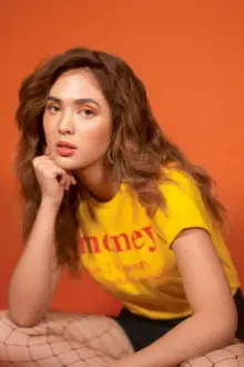 Sofia Andres como: Jean