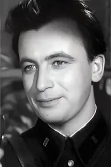 Vladimir Goncharov como: Zhurzhenko