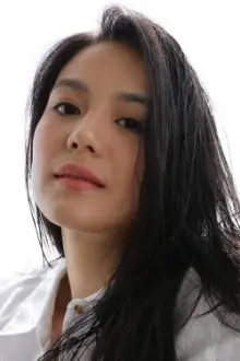 Ritz Azul-Guy como: Sophia Madrid