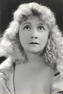 Bessie Barriscale como: Jane, 'The Orphint'
