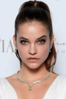 Barbara Palvin como: Zeynep (uncredited) (archive footage)