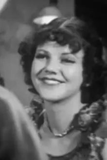 Nancy Deshon como: Helen Jones