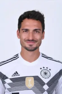 Mats Hummels como: 