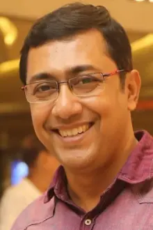 Subhrajit Dutta como: Priyabrata