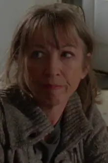 Anne O'Sullivan como: Mother