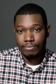 Michael Che como: Self - Host