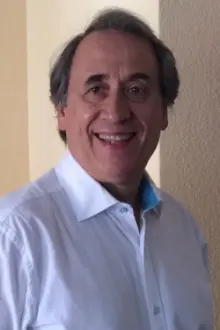 Ángel Luis Yusta como: Señorito Alegría (segment "El Chato de la Mandanga")