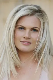 Bonnie Sveen como: Rebecca