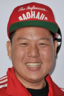 Eddie Huang como: 