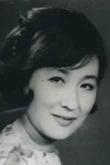 Lee Kyeong-hui como: 