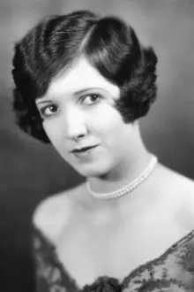 Margaret Morris como: Amaryllis Minton, as an adult