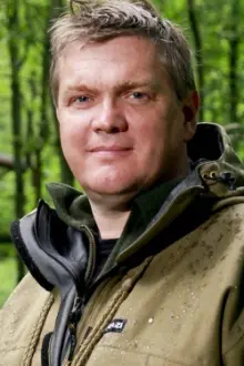 Ray Mears como: 