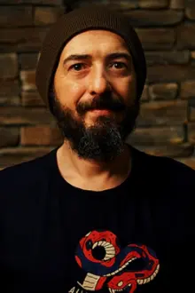 Burak Gürpınar como: Punk