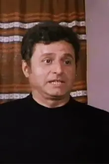 Giorgos Kappis como: Father Antonis