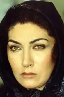 Farimah Farjami como: Afagh