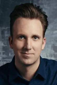 Jordan Klepper como: Himself - Host