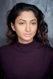 Neerja Naik como: Hostess