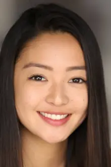 Chelsea Zhang como: Sawyer