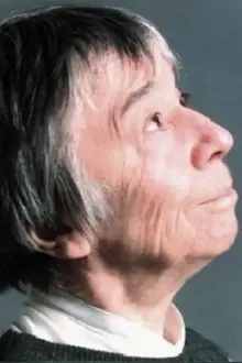 Jeanne Cellard como: Grandmother
