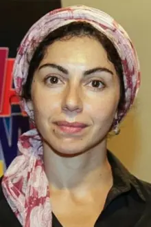 Sadaf Foroughi como: Hilda