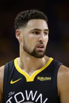 Klay Thompson como: Ele mesmo