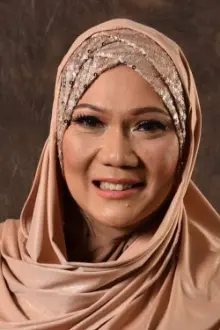 Mastura Ahmad como: Adina Samsudin