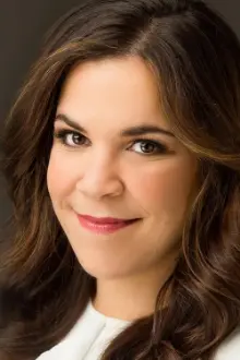 Lindsay Mendez como: Tanya Singleton