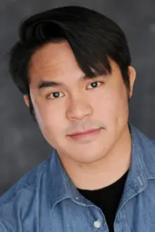 Thomas Nguyen como: Manny